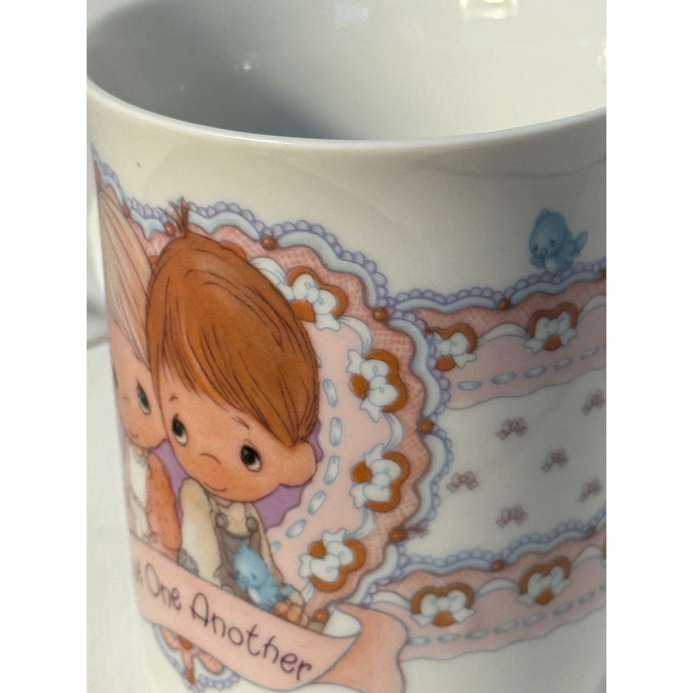 Vintage Precious Moments Coffee Mug "Love One Another" 9 fl. oz Heart Handle - Picture 6 of 11